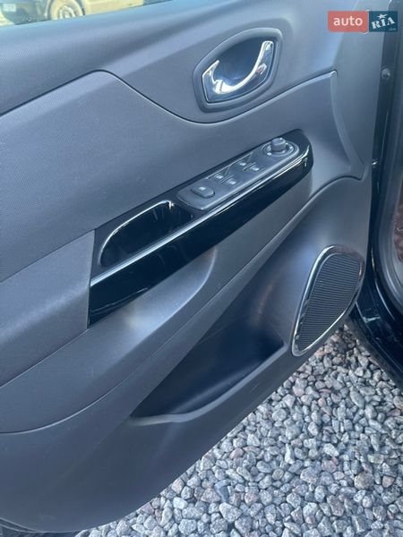 Позашляховик / Кросовер Renault Captur 2013 в Переяславі