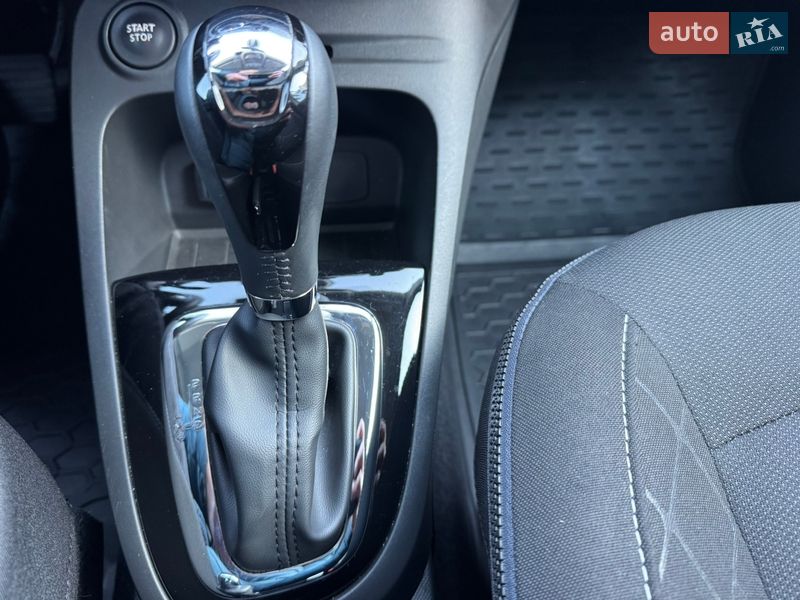 Позашляховик / Кросовер Renault Captur 2015 в Києві