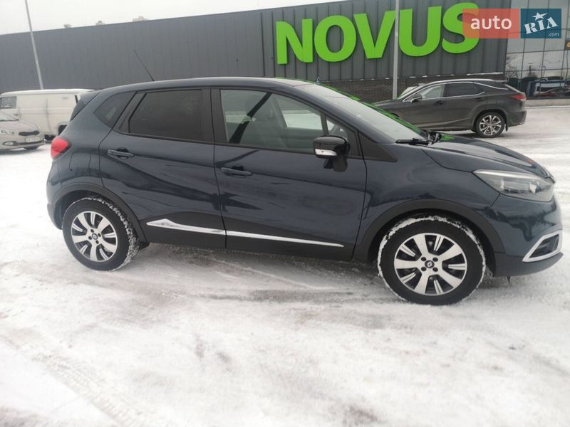 Позашляховик / Кросовер Renault Captur 2016 в Вишгороді