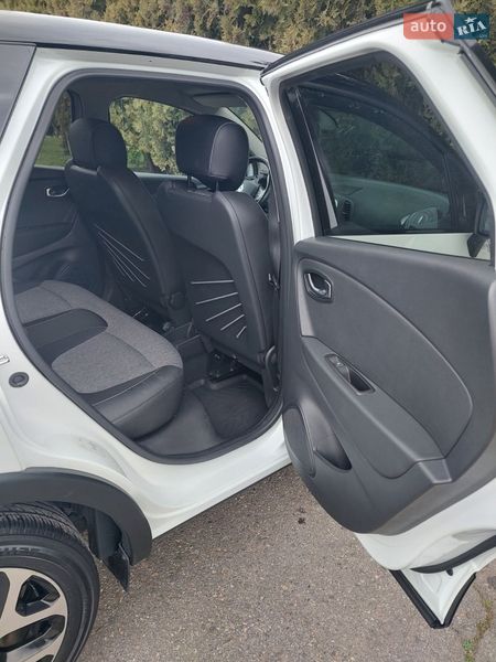 Внедорожник / Кроссовер Renault Captur 2019 в Одессе