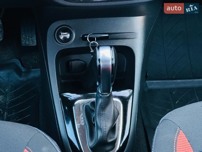 Внедорожник / Кроссовер Renault Captur 2016 в Харькове