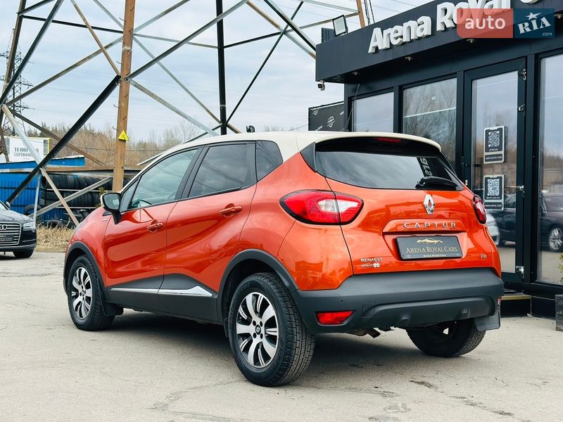 Внедорожник / Кроссовер Renault Captur 2015 в Харькове
