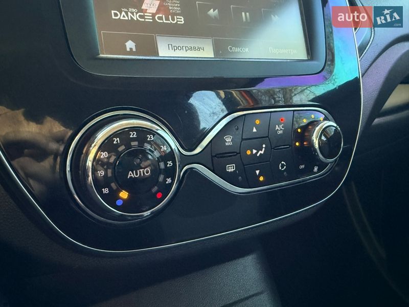 Внедорожник / Кроссовер Renault Captur 2015 в Краснограде