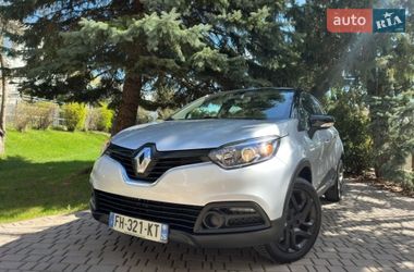Позашляховик / Кросовер Renault Captur 2015 в Львові