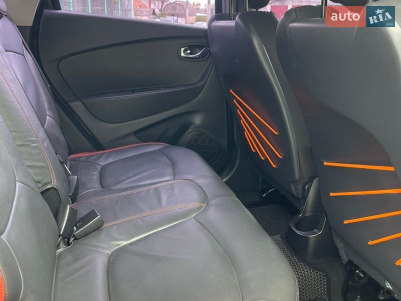 Позашляховик / Кросовер Renault Captur 2015 в Запоріжжі