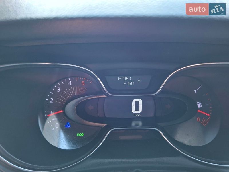 Позашляховик / Кросовер Renault Captur 2016 в Житомирі