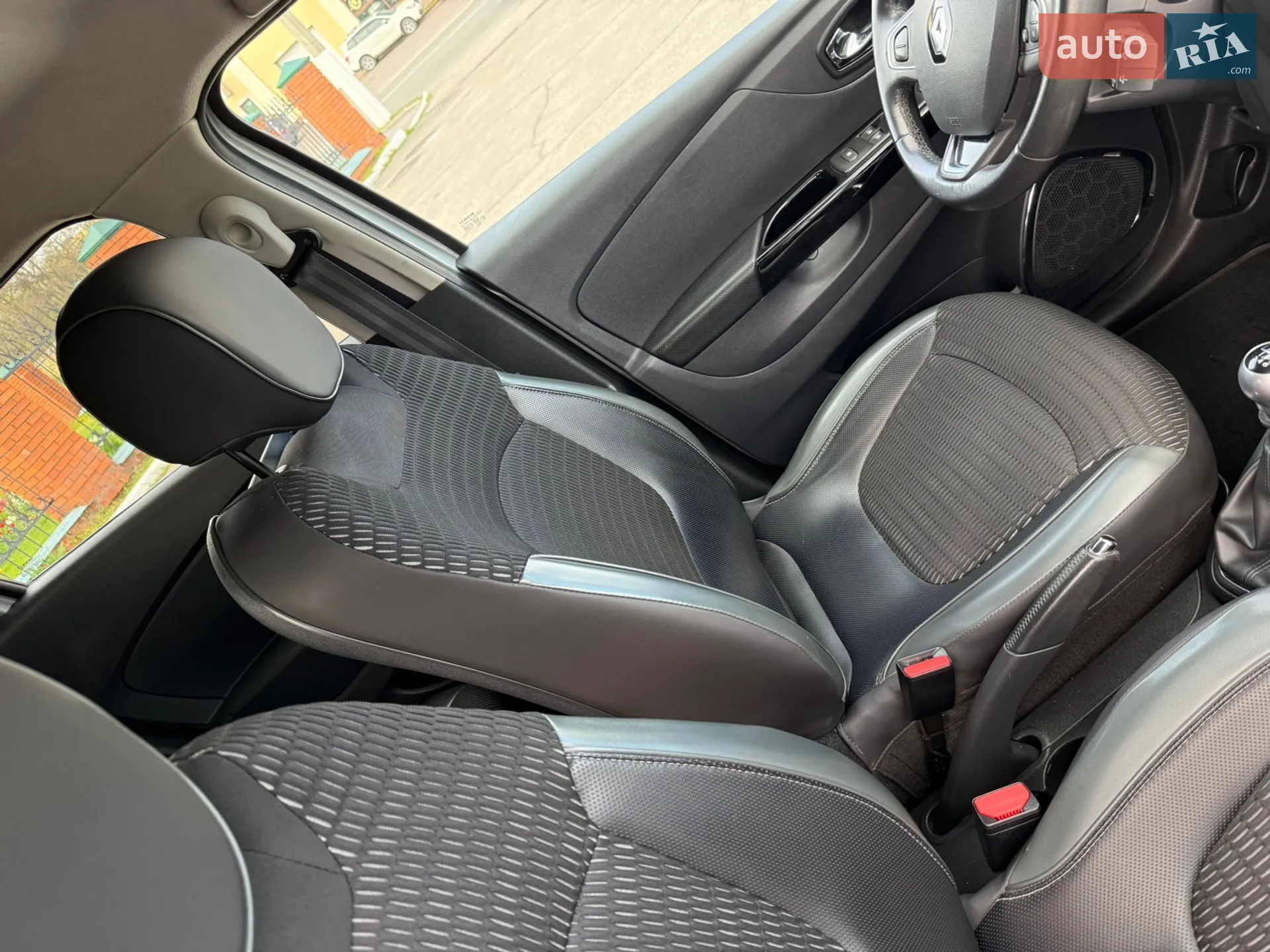 2016 Renault Captur - мініатюра 41