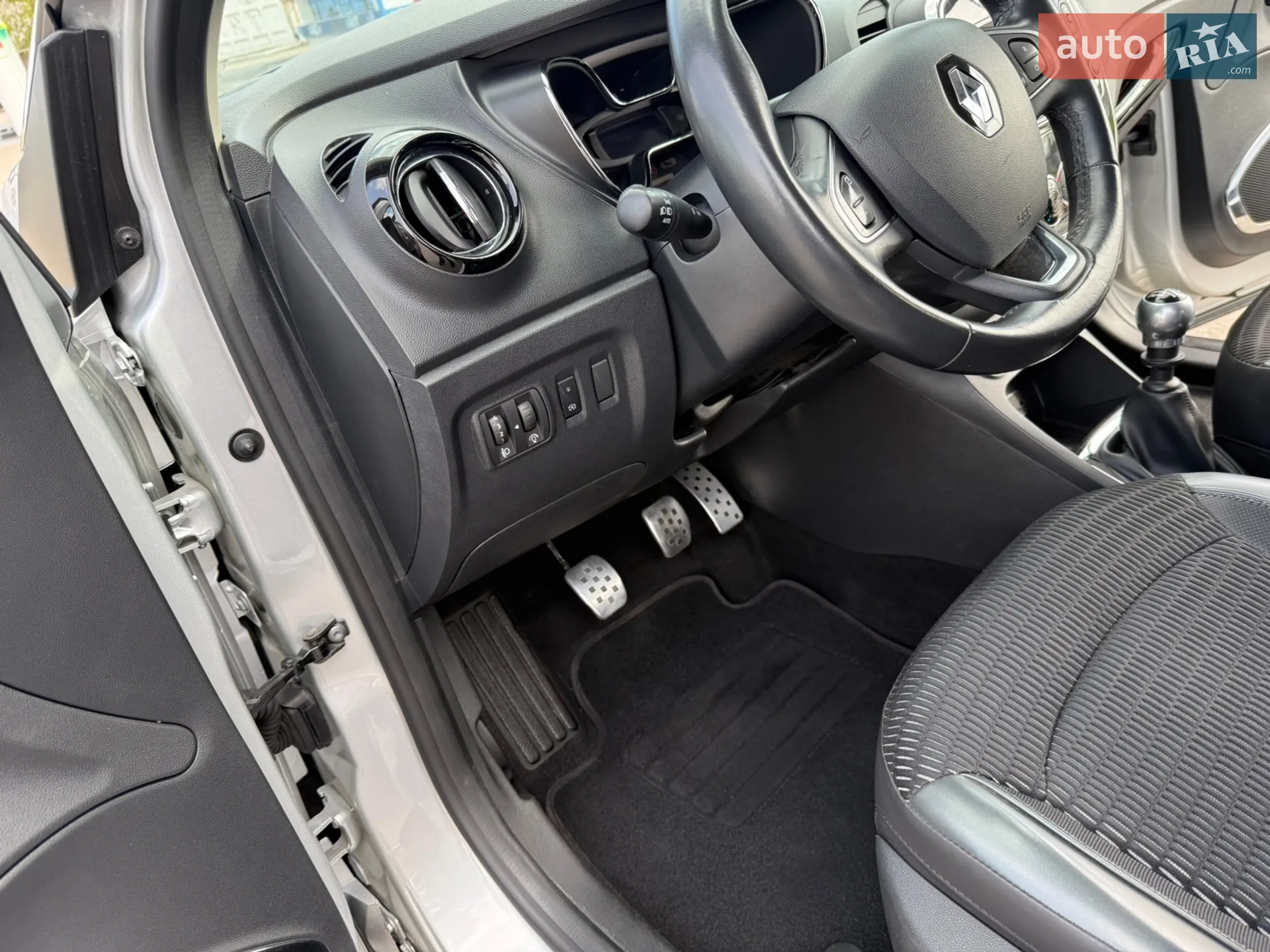 2016 Renault Captur - мініатюра 59