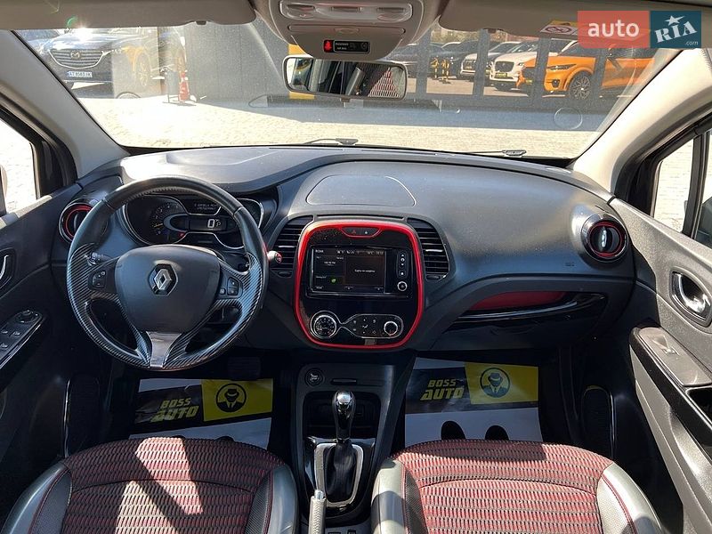 Позашляховик / Кросовер Renault Captur 2015 в Івано-Франківську