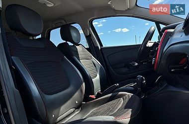 Позашляховик / Кросовер Renault Captur 2015 в Івано-Франківську