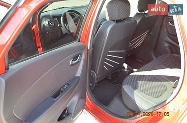Внедорожник / Кроссовер Renault Captur 2017 в Львове