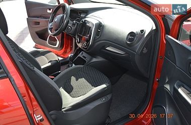 Внедорожник / Кроссовер Renault Captur 2017 в Львове