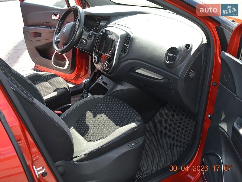 Внедорожник / Кроссовер Renault Captur 2017 в Львове