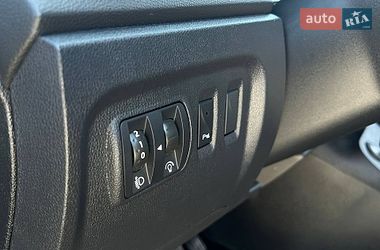 Внедорожник / Кроссовер Renault Captur 2019 в Одессе
