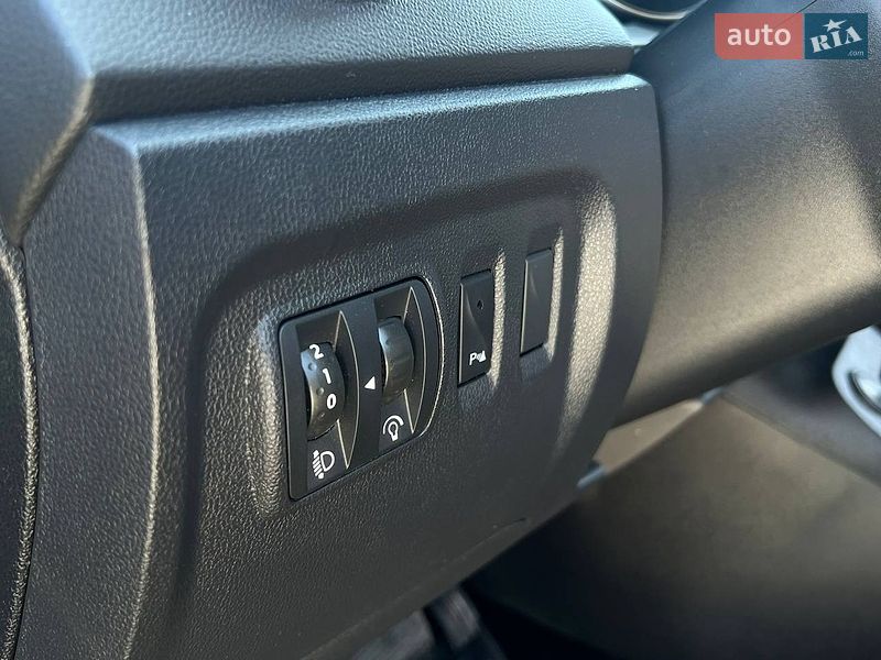 Внедорожник / Кроссовер Renault Captur 2019 в Одессе