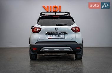 Внедорожник / Кроссовер Renault Captur 2019 в Киеве