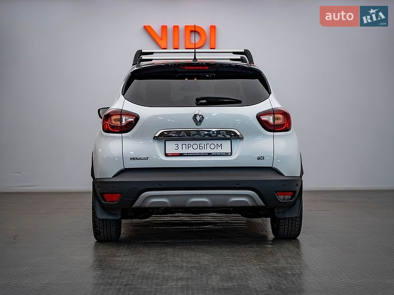 Внедорожник / Кроссовер Renault Captur 2019 в Киеве