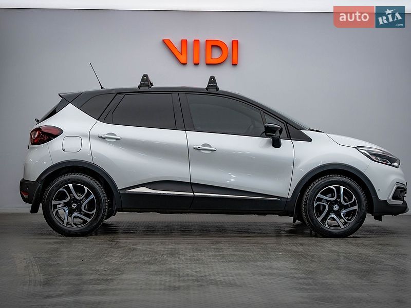Внедорожник / Кроссовер Renault Captur 2019 в Киеве