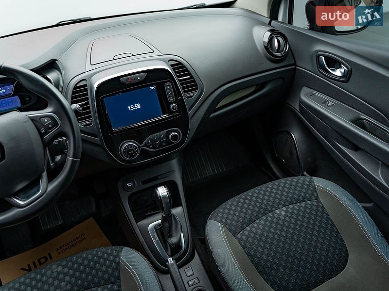 Внедорожник / Кроссовер Renault Captur 2019 в Киеве