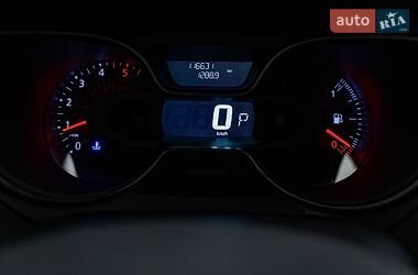 Внедорожник / Кроссовер Renault Captur 2019 в Киеве