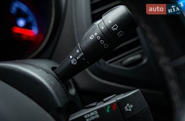 Внедорожник / Кроссовер Renault Captur 2019 в Киеве
