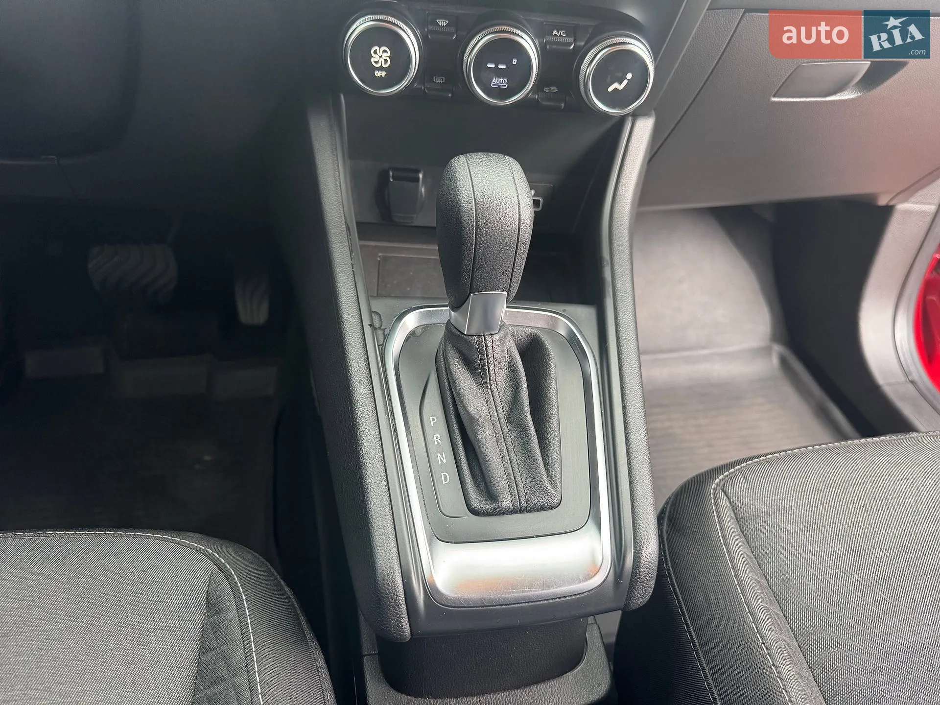 2021 Renault Captur - мініатюра 21