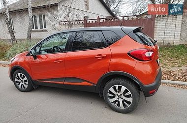 Внедорожник / Кроссовер Renault Captur 2016 в Славутиче