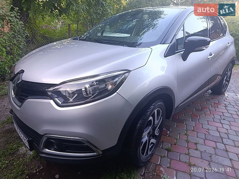 Внедорожник / Кроссовер Renault Captur 2016 в Полтаве