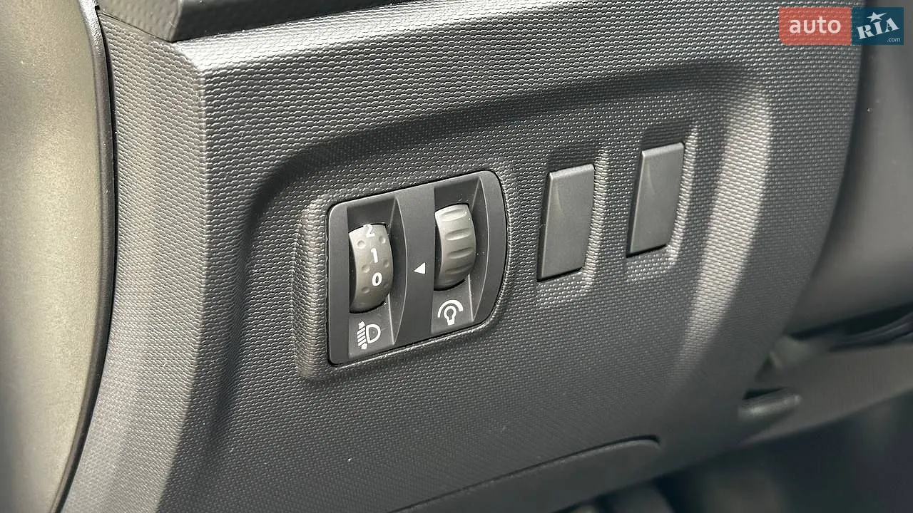 2015 Renault Captur - мініатюра 24