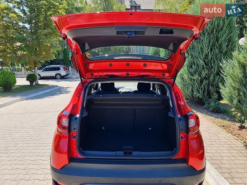 Внедорожник / Кроссовер Renault Captur 2019 в Черновцах