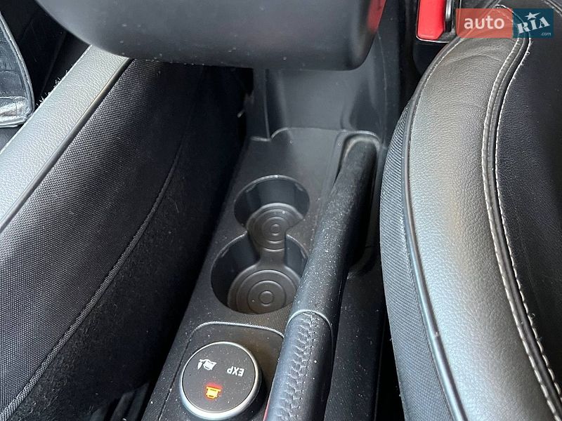 Позашляховик / Кросовер Renault Captur 2015 в Житомирі фото 25 Позашляховик / Кросовер Renault Captur 2015 в Житомирі