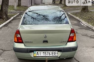 Седан Renault Clio Symbol 2002 в Каменском