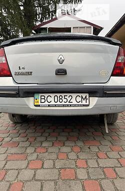 Седан Renault Clio Symbol 2003 в Львове