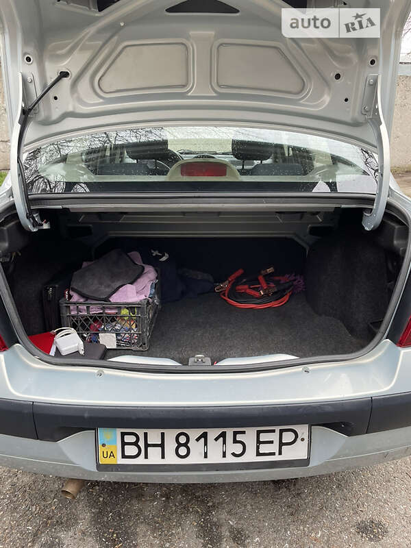 Седан Renault Clio Symbol 2003 в Одессе