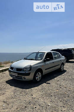 Седан Renault Clio Symbol 2003 в 