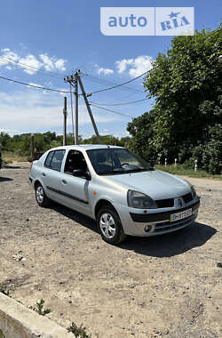 Седан Renault Clio Symbol 2003 в 