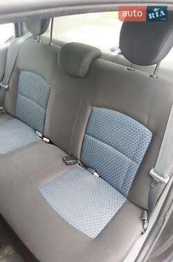 Седан Renault Clio Symbol 2008 в Києві