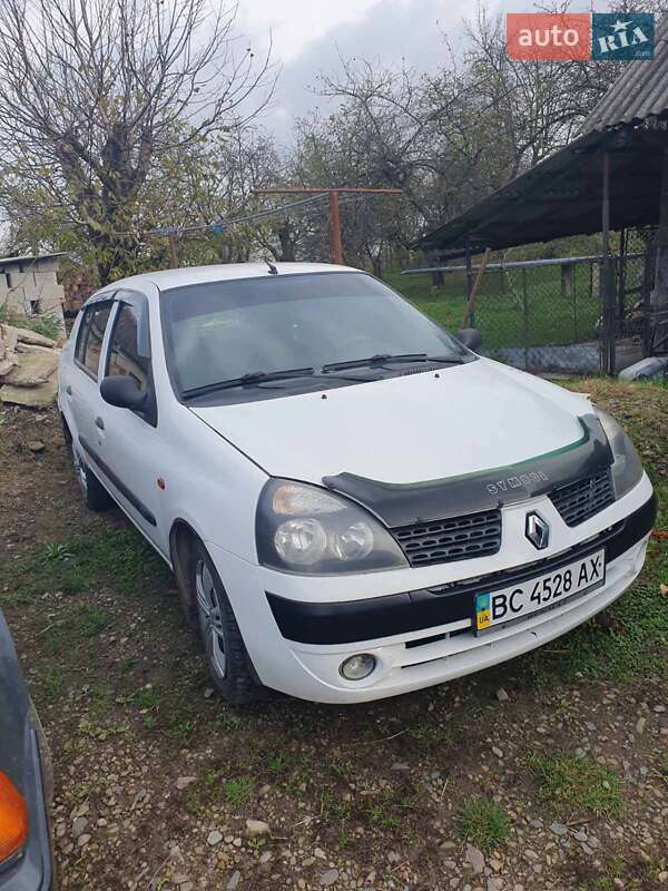 Renault Clio Symbol 2003