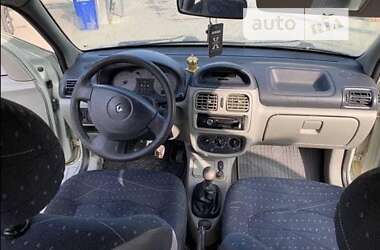 Седан Renault Clio Symbol 2002 в Коломиї