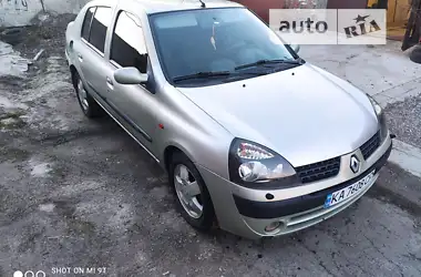 Renault Clio Symbol 2002