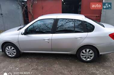 Седан Renault Clio Symbol 2008 в Запорожье