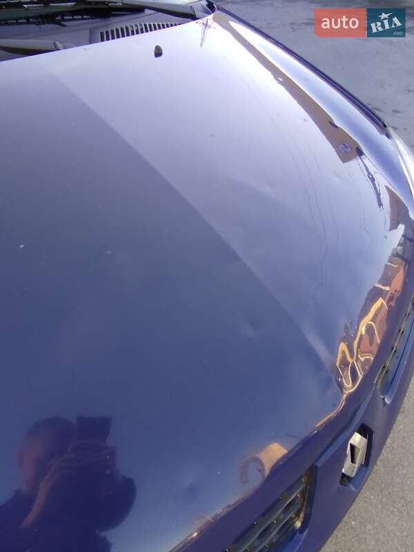 Седан Renault Clio Symbol 2005 в Киеве