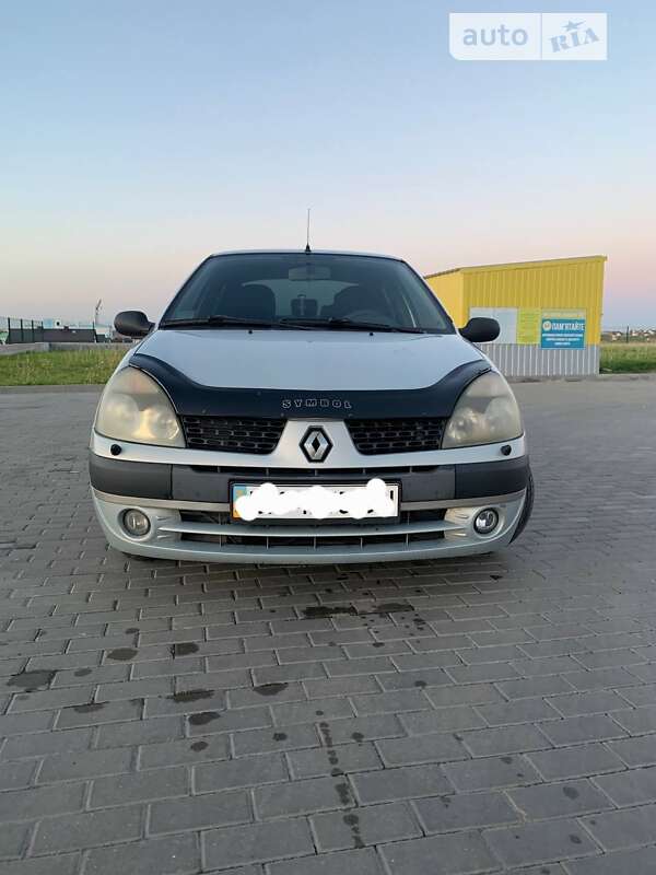 Седан Renault Clio Symbol 2004 в Ровно