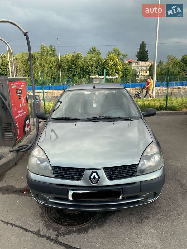 Седан Renault Clio Symbol 2003 в Киеве