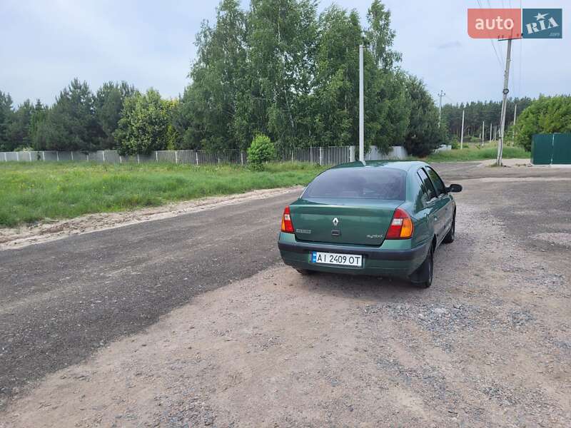 Седан Renault Clio Symbol 2003 в Макарове