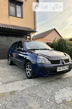 Renault Clio Symbol 2004