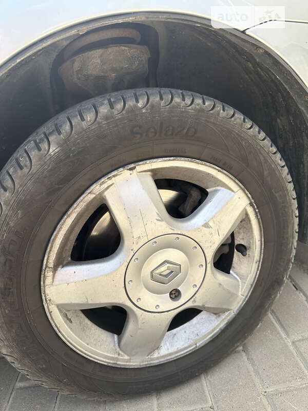 Седан Renault Clio Symbol 2006 в Черновцах фото 41 Седан Renault Clio Symbol 2006 в Черновцах