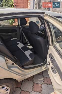 Седан Renault Clio Symbol 2003 в 
