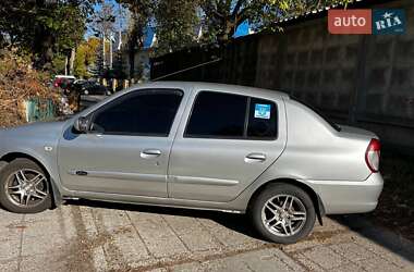 Седан Renault Clio Symbol 2006 в 