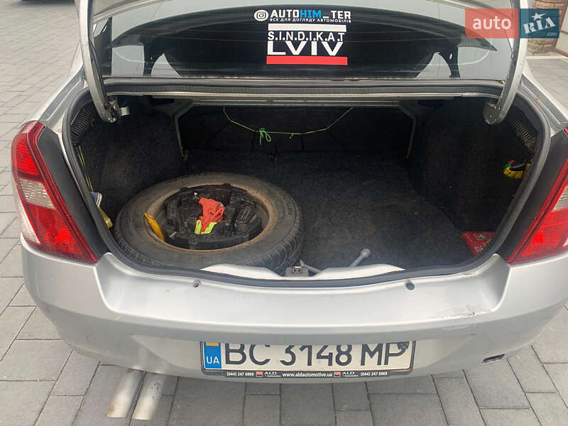 Седан Renault Clio Symbol 2008 в Львове фото 10 Седан Renault Clio Symbol 2008 в Львове